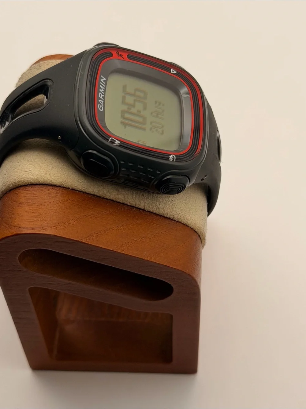 Garmin Forerunner 10, Large, Tested, Charger Included, Smartwatch, Black/Red